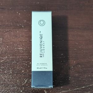 Rejuveniqe by Monat Oil Intensive - White and Black